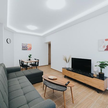 Comfy And Stylish Apartment Soluň Exteriér fotografie